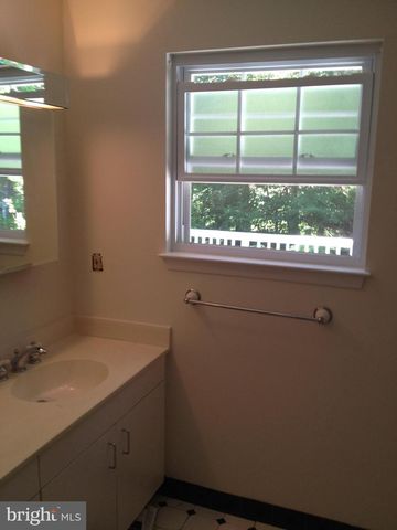 7017 MURRAY LN, Annandale, VA 22003