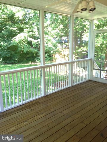 7017 MURRAY LN, Annandale, VA 22003