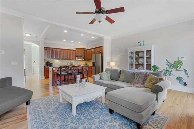 1542 Ridenour Parkway NW, Kennesaw, GA 30152