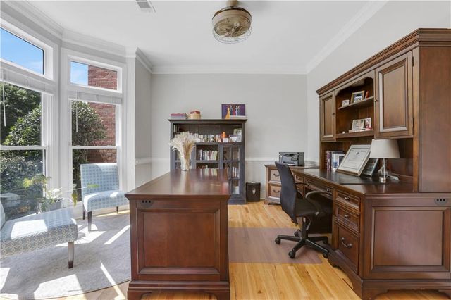 1542 Ridenour Parkway NW, Kennesaw, GA 30152