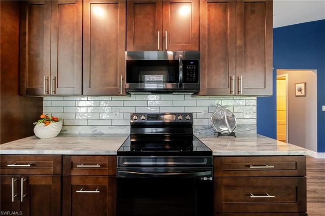 2331 Valparaiso BLVD, North Fort Myers, FL 33917