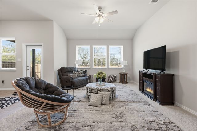 5516 Candlewood Drive, Denton, TX 76207