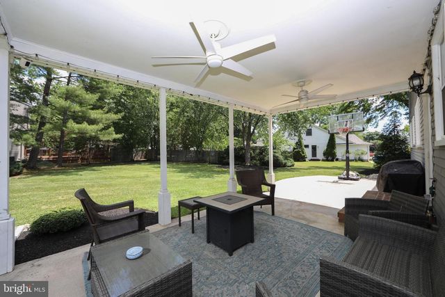 1905 MORRIS DR, Cherry Hill, NJ 08003