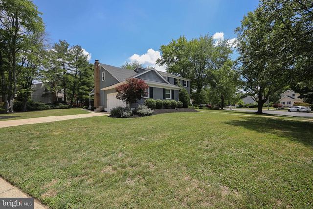 1905 MORRIS DR, Cherry Hill, NJ 08003