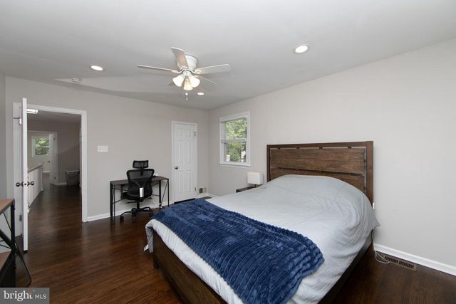 1905 MORRIS DR, Cherry Hill, NJ 08003