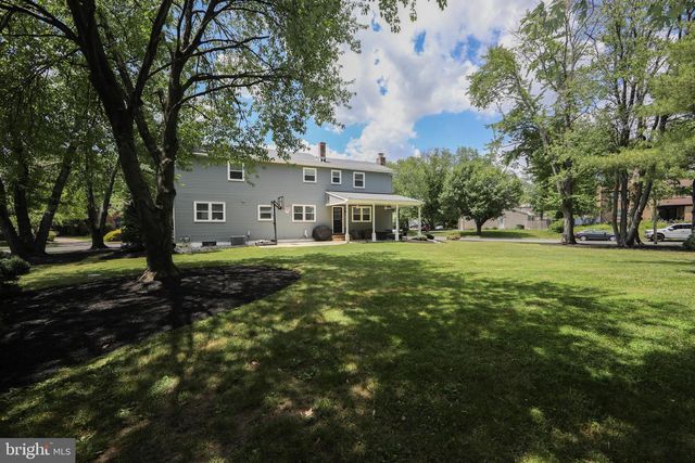 1905 MORRIS DR, Cherry Hill, NJ 08003
