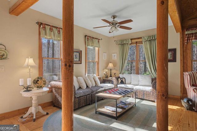 640 Quail Cove Drive, Jasper, GA 30143