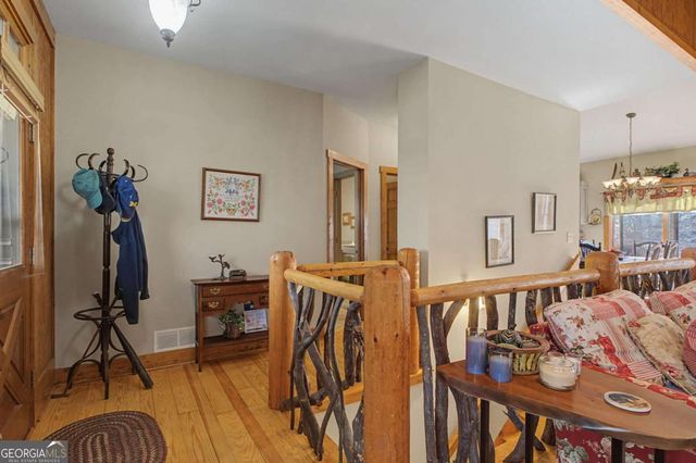 640 Quail Cove Drive, Jasper, GA 30143