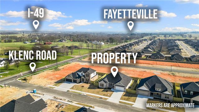 647 Primitivo Avenue, Tontitown, AR 72762