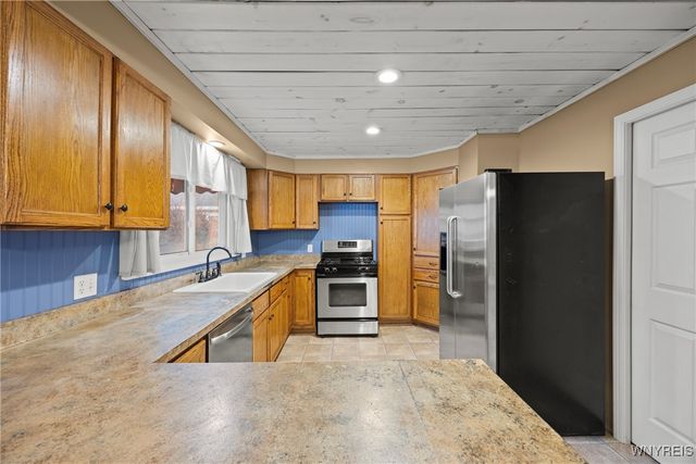 35 Oak Street, Oakfield, NY 14125