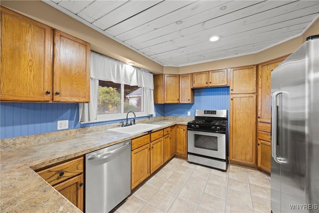 35 Oak Street, Oakfield, NY 14125