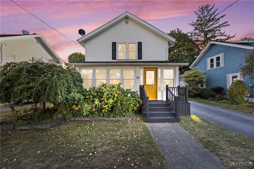 35 Oak Street, Oakfield, NY 14125