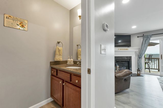 17 Sullivan Way Unit 3, Laconia, NH 03246
