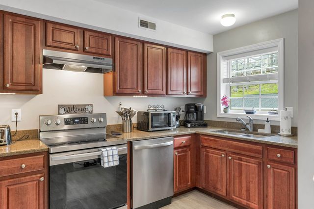 17 Sullivan Way Unit 3, Laconia, NH 03246