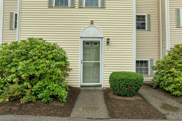 17 Sullivan Way Unit 3, Laconia, NH 03246