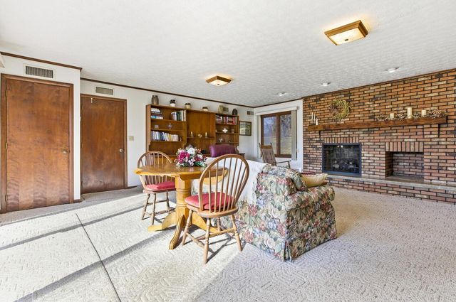 14687 National Road SE, Thornville, OH 43076
