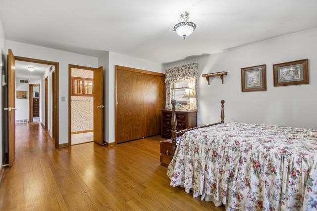 14687 National Road SE, Thornville, OH 43076