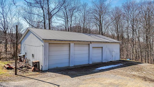 14687 National Road SE, Thornville, OH 43076