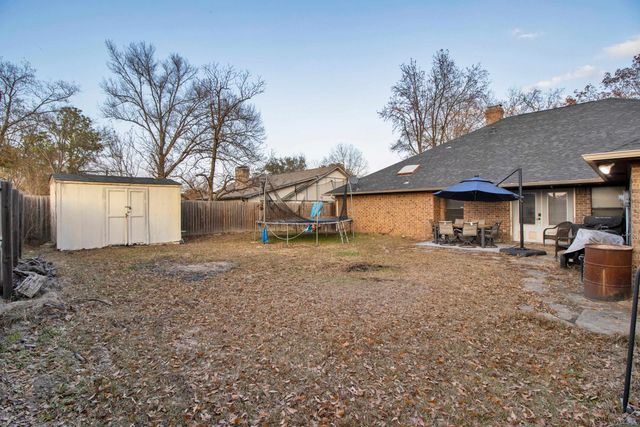 2304 Deanna Dr, Mount Pleasant, TX 75455