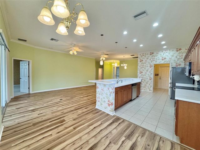 2595 SALZBURG LOOP, Winter Haven, FL 33884