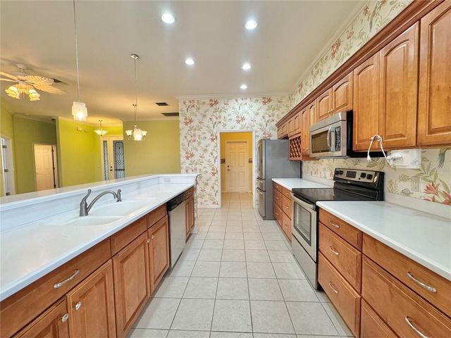 2595 SALZBURG LOOP, Winter Haven, FL 33884