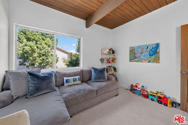 4308 ALCOVE Avenue 106, Studio City, CA 91604