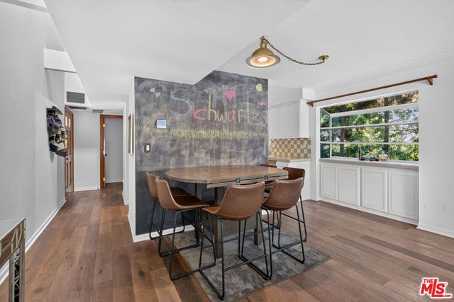 4308 ALCOVE Avenue 106, Studio City, CA 91604