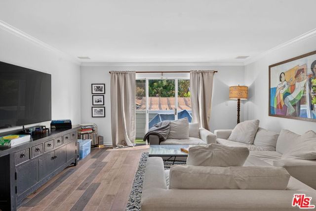 4308 ALCOVE Avenue 106, Studio City, CA 91604