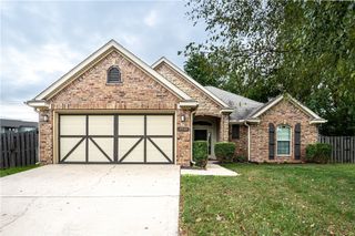1536 N Oakhaven Place, Fayetteville, AR 72704