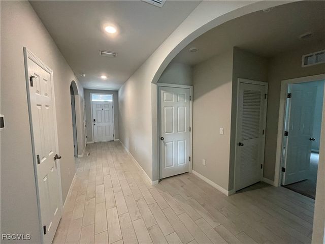 16645 Elkhorn Coral DR, North Fort Myers, FL 33903