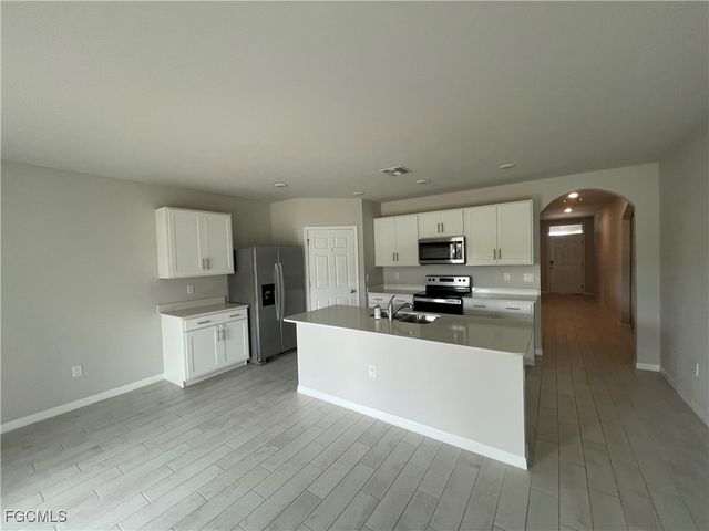 16645 Elkhorn Coral DR, North Fort Myers, FL 33903