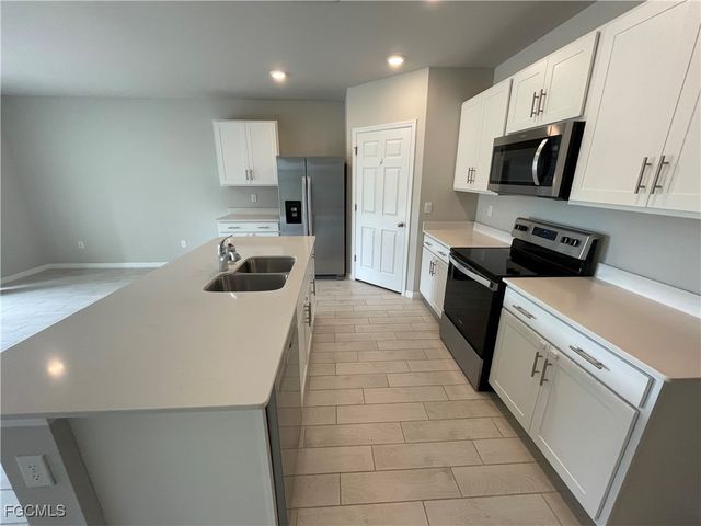 16645 Elkhorn Coral DR, North Fort Myers, FL 33903