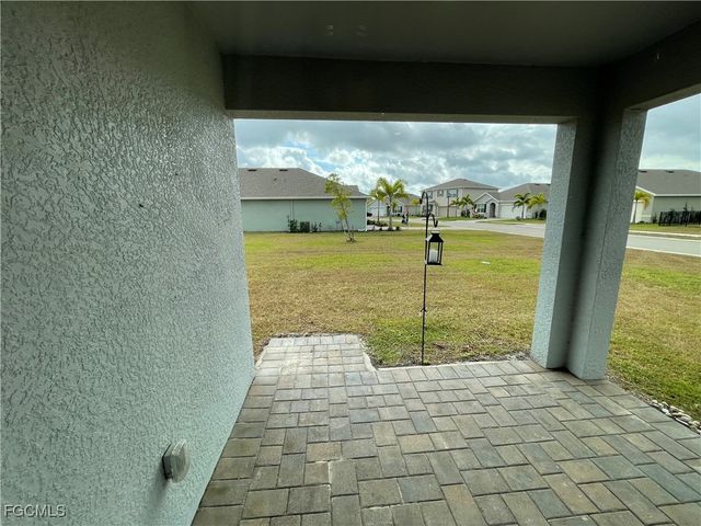 16645 Elkhorn Coral DR, North Fort Myers, FL 33903