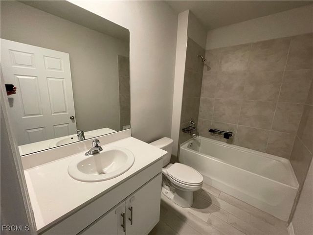 16645 Elkhorn Coral DR, North Fort Myers, FL 33903