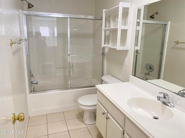 559 Yarrow Drive, Simi Valley, CA 93065