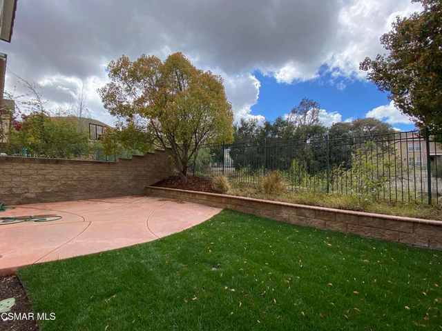 559 Yarrow Drive, Simi Valley, CA 93065