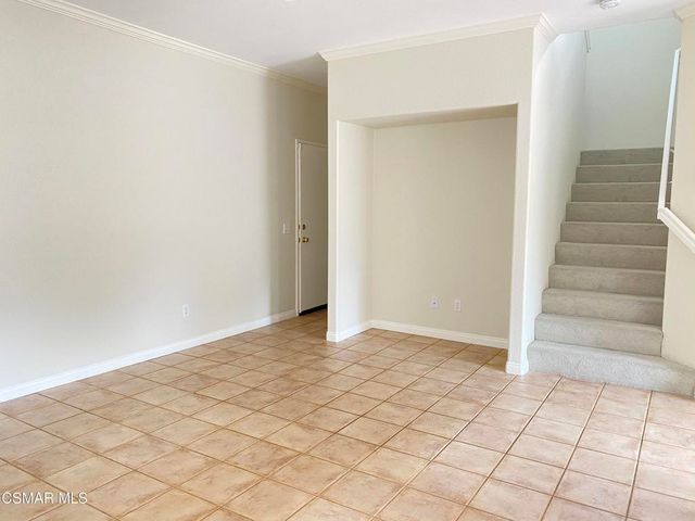 559 Yarrow Drive, Simi Valley, CA 93065
