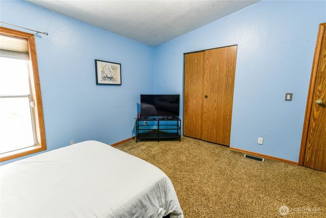 4508 36TH Court SE, Lacey, WA 98503