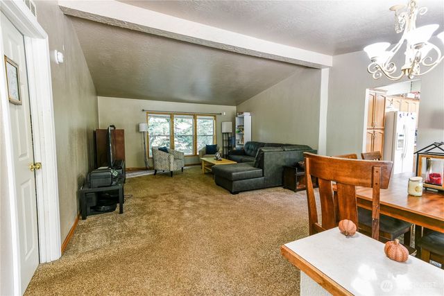 4508 36TH Court SE, Lacey, WA 98503