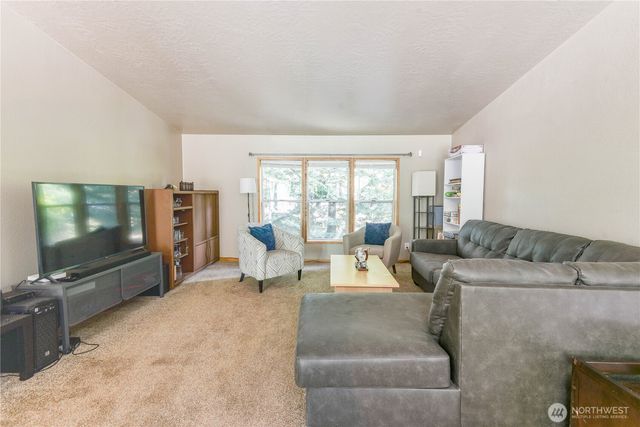 4508 36TH Court SE, Lacey, WA 98503