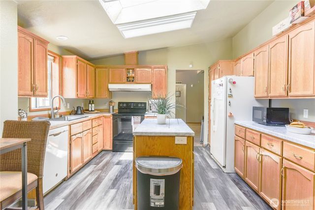 4508 36TH Court SE, Lacey, WA 98503