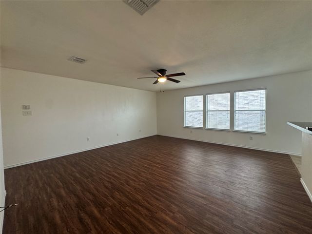 2001 Natchez Drive, Forney, TX 75126