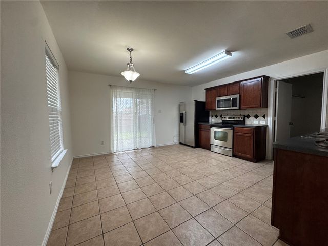 2001 Natchez Drive, Forney, TX 75126