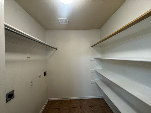 2001 Natchez Drive, Forney, TX 75126