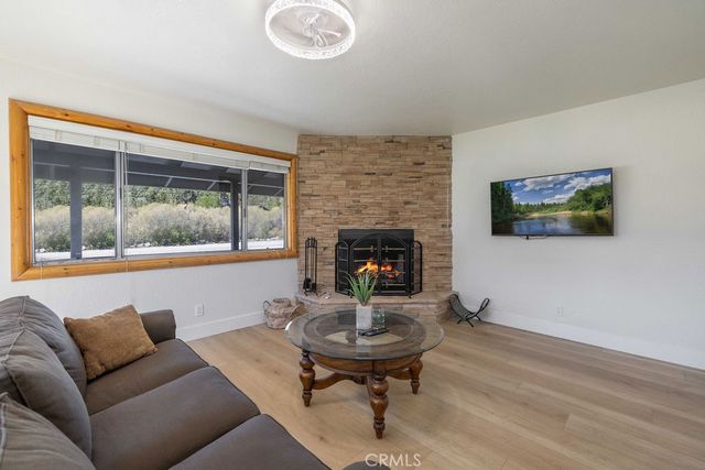 42692 Moonridge Road, Big Bear Lake, CA 92315