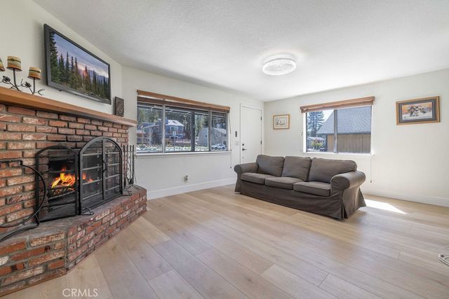 42692 Moonridge Road, Big Bear Lake, CA 92315