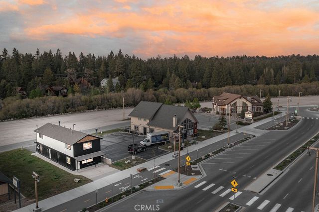 42692 Moonridge Road, Big Bear Lake, CA 92315