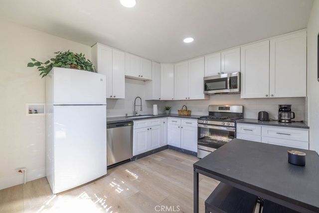 42692 Moonridge Road, Big Bear Lake, CA 92315