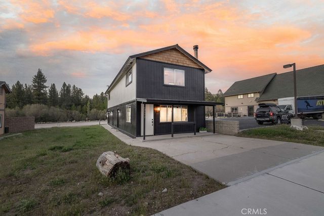 42692 Moonridge Road, Big Bear Lake, CA 92315