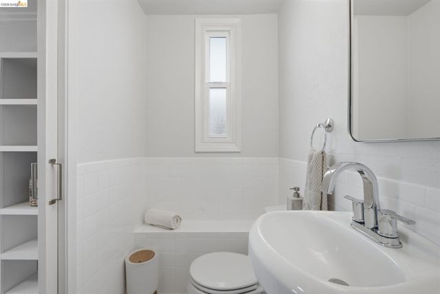 2317 Mira Vista Dr, El Cerrito, CA 94530